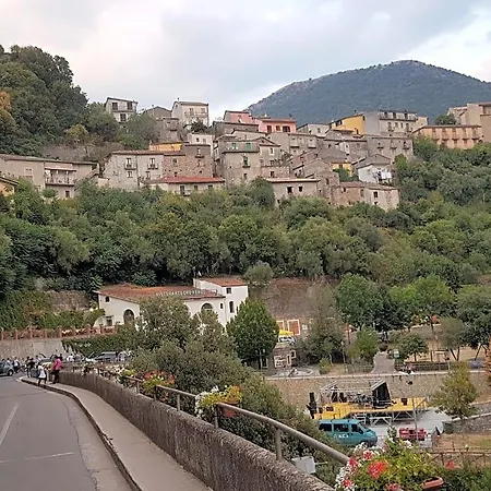 Via Roma B&B 3*