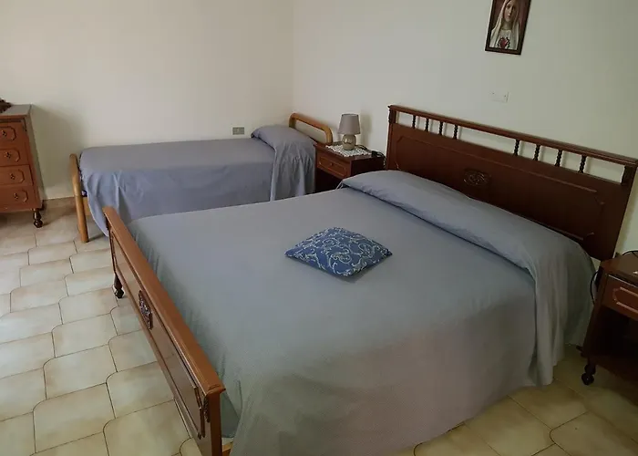 Via Roma Bed & Breakfast 3*